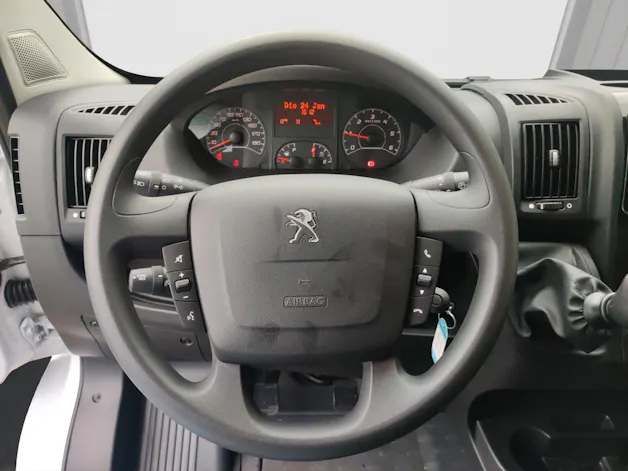Peugeot Boxer 2.2 HDI 335 L2H2