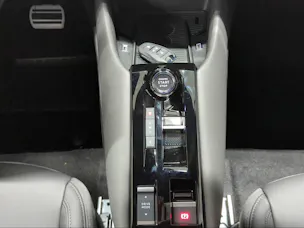 Alfa Romeo Junior BEV Speciale Tech 156 PS