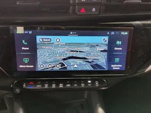 Alfa Romeo Junior BEV Speciale Tech 156 PS