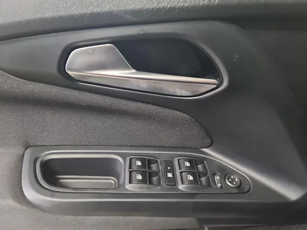 Fiat Tipo Hybrid 1.5 Swiss Edition Cross