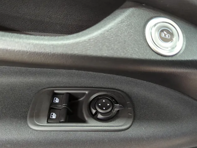 FIAT 500 BEV Swiss Edition 118 PS