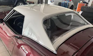 Chevrolet Corvette C3 Stingray Cabrio Handschalter
