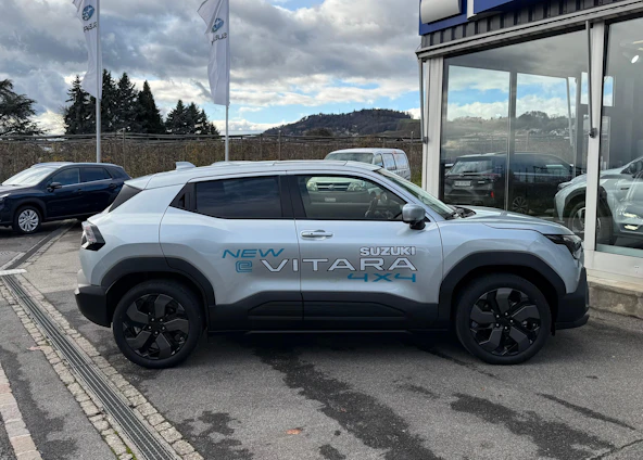 image du véhicule 10 image du véhicule 10