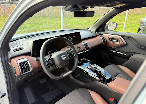 image du véhicule 6 image du véhicule 6