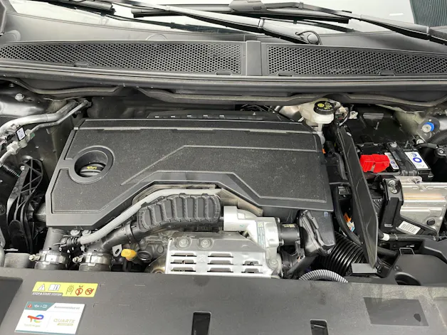 Peugeot 5008 145 e-DCS6 GT