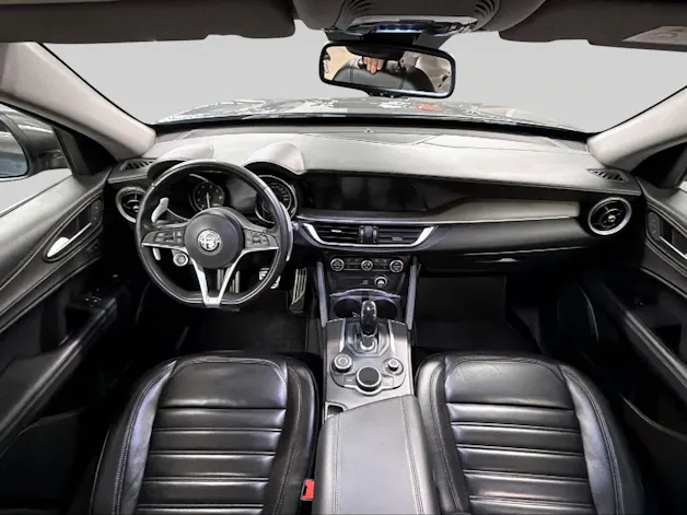 Alfa Romeo Stelvio 2.0 Executive Q4 Automatic