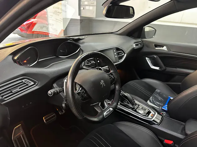 Peugeot 308 1.6 THP GT EAT