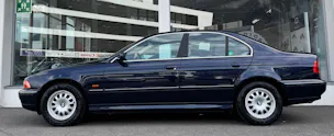 BMW 528i