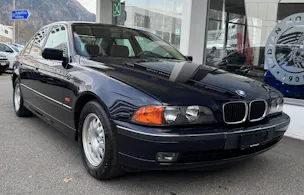 BMW 528i