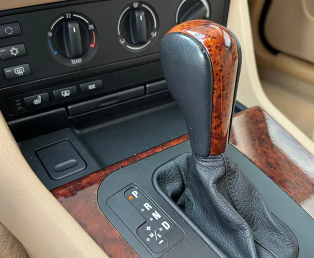 BMW 528i
