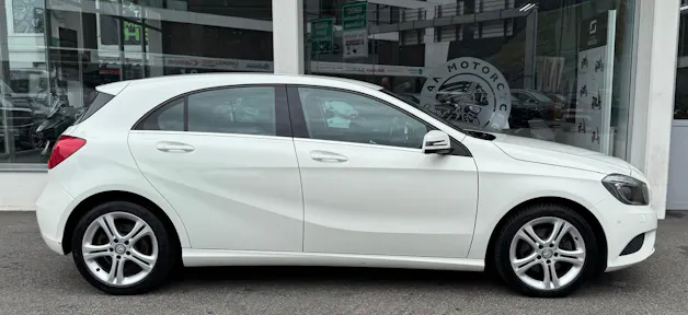 Mercedes-Benz A 200 CDI Urban 4Matic 7G-DCT