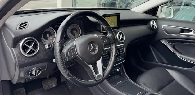Mercedes-Benz A 200 CDI Urban 4Matic 7G-DCT