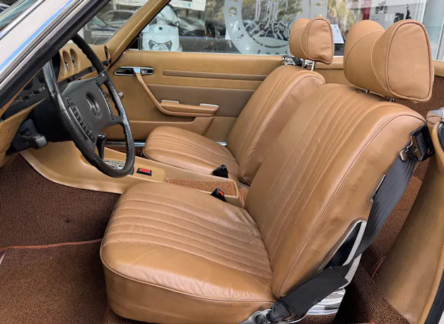 Mercedes-Benz 350 SL V8