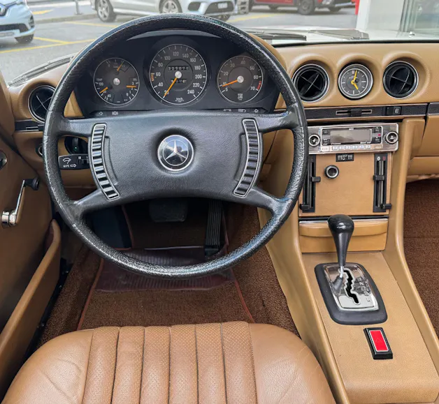 Mercedes-Benz 350 SL V8