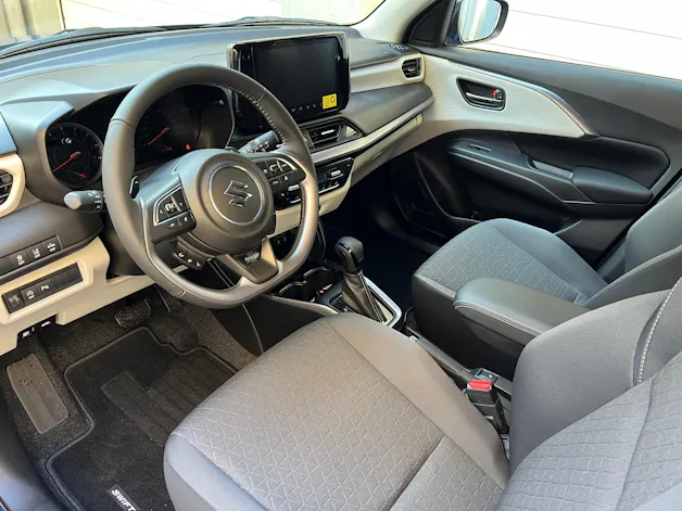 Suzuki Swift 1.2 Tradizio Top Hybrid CVT