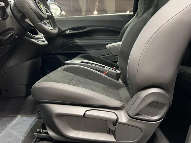 Fiat 500 Abarth BEV Turismo 155 PS