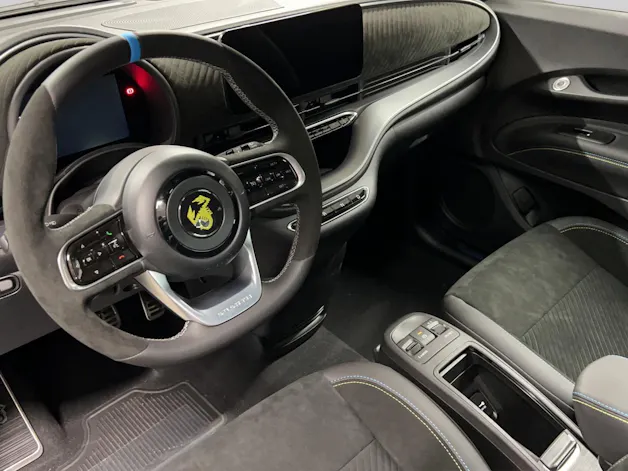 Fiat 500 Abarth BEV Turismo 155 PS