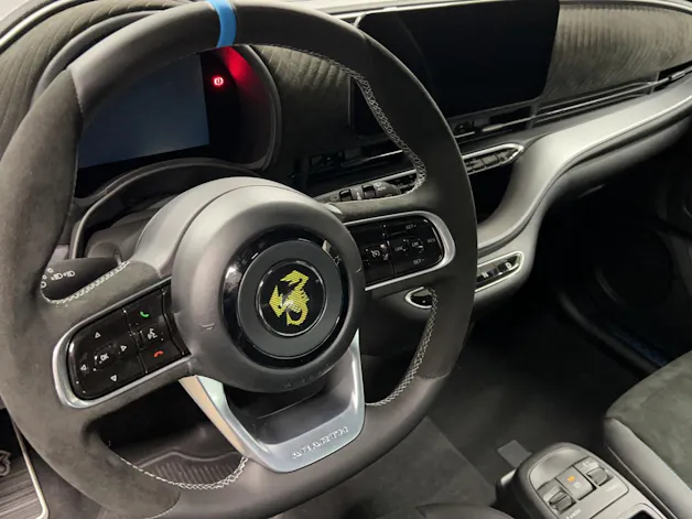 Fiat 500 Abarth BEV Turismo 155 PS