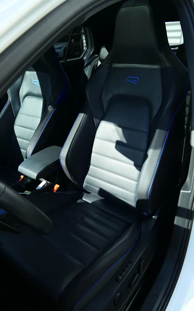 VW Golf 2.0 TSI R DSG 4 Motion