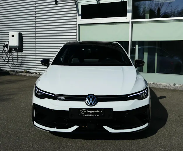 VW Golf 2.0 TSI R DSG 4 Motion
