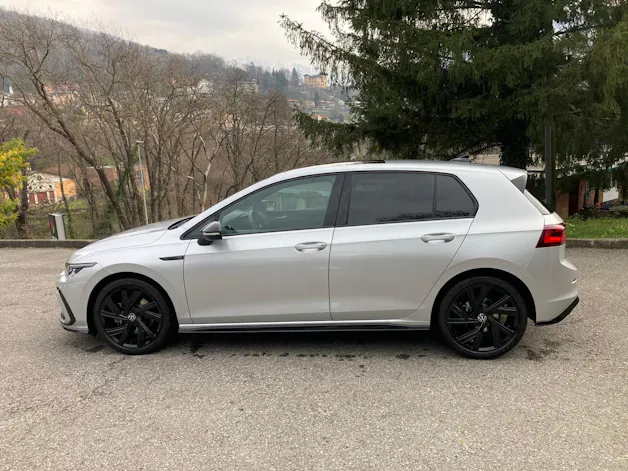 VW Golf 1.5 eTSI mHEV ACT R-Line DSG