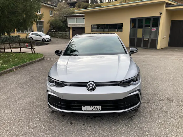 VW Golf 1.5 eTSI mHEV ACT R-Line DSG