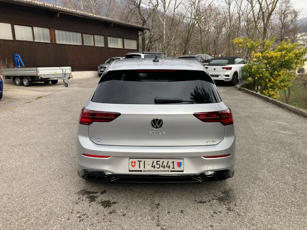 VW Golf 1.5 eTSI mHEV ACT R-Line DSG