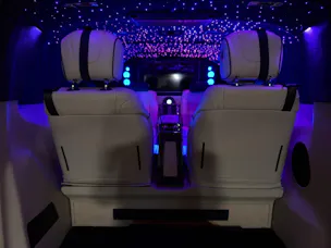 Mercedes-Benz V 300d VIP Luxe Extralong 4Matic