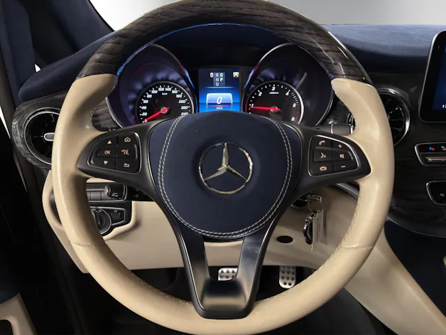 Mercedes-Benz V 300d VIP Luxe Extralong 4Matic