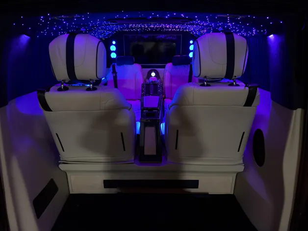 Mercedes-Benz V 300d VIP Luxe Extralong 4Matic