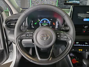 Toyota Yaris 1.5 VVT-i HSD Trend