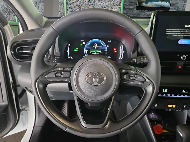 Toyota Yaris 1.5 VVT-i HSD Trend