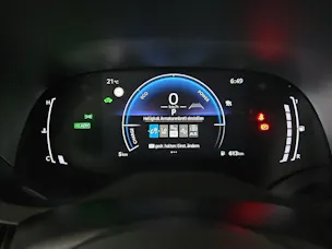 Toyota Yaris 1.5 VVT-i HSD Trend