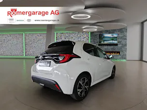 Toyota Yaris 1.5 VVT-i HSD Trend