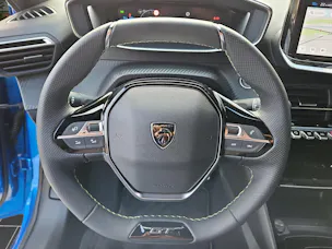 Peugeot 208 NEW Elektrik 115kW GT