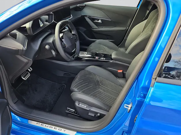 Peugeot 208 NEW Elektrik 115kW GT