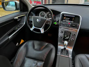 Volvo XC60 D5 AWD Momentum Geartronic