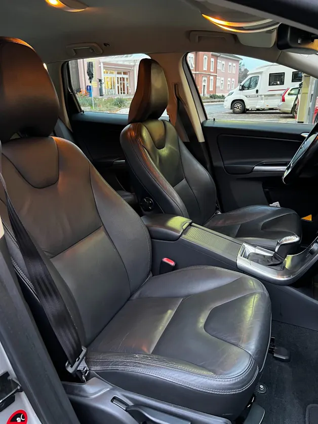 Volvo XC60 D5 AWD Momentum Geartronic