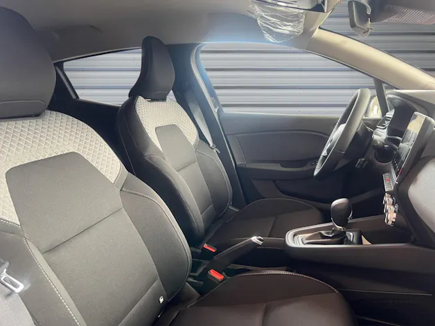 Mitsubishi COLT 1.6 HEV Invite+