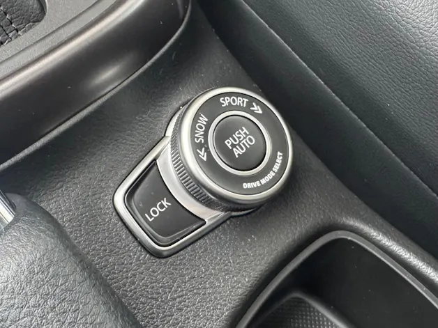 Suzuki S-Cross 1.5 Compact Top Hybrid 4x4