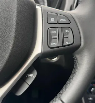 Suzuki S-Cross 1.5 Compact Top Hybrid 4x4