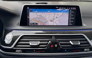 BMW M760Li xDrive Sport Getriebe