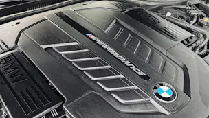BMW M760Li xDrive Sport Getriebe