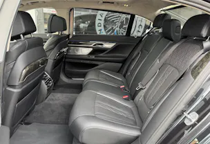 BMW M760Li xDrive Sport Getriebe