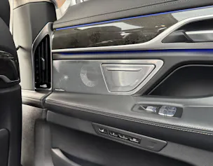 BMW M760Li xDrive Sport Getriebe