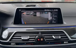 BMW M760Li xDrive Sport Getriebe