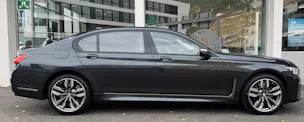 BMW M760Li xDrive Sport Getriebe