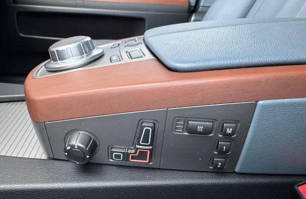 BMW 740i L