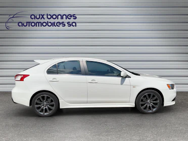 MITSUBISHI LANCER 6