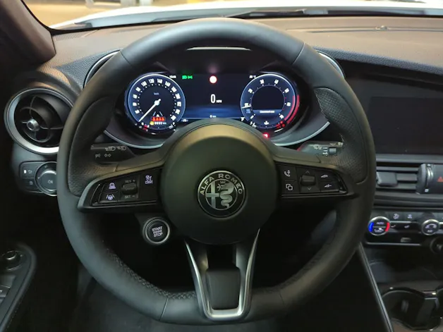Alfa Romeo Giulia 2.0 Ti Q4 AT8